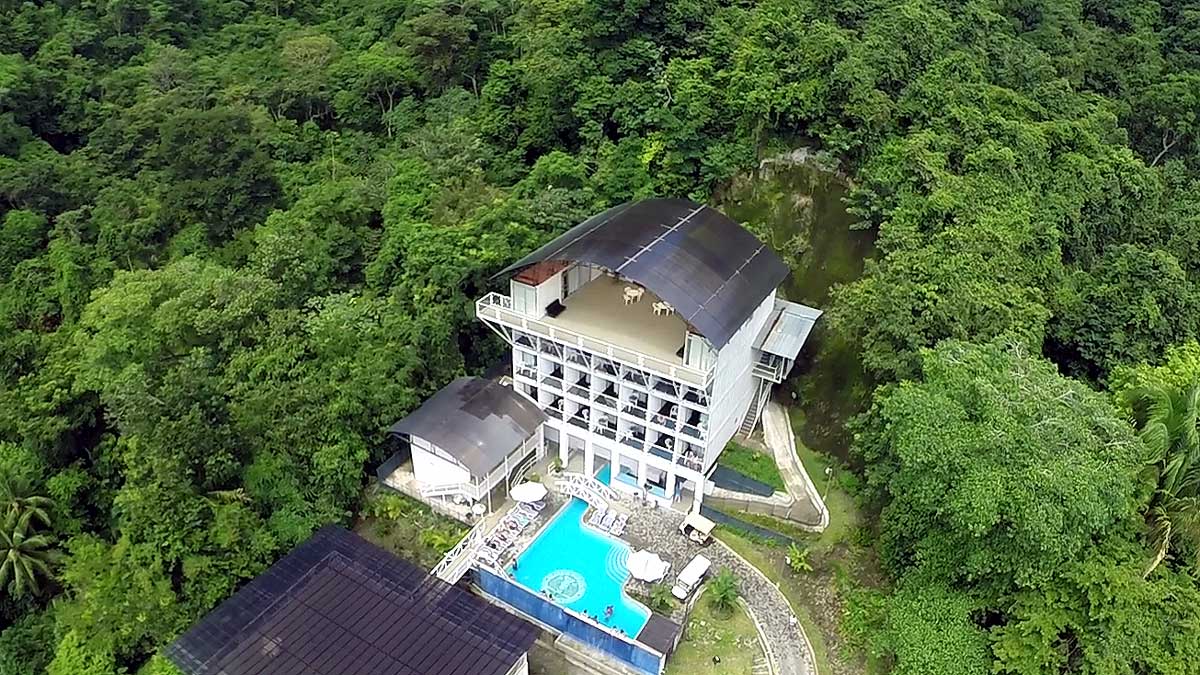 El Faro Beach Hotel Costa Rican Hotel Built From Shipping Containers
